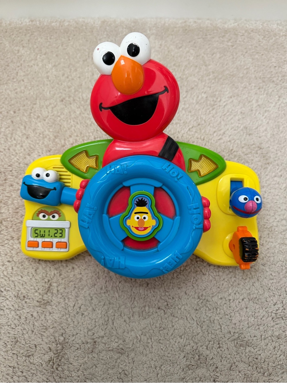 Sesame Street Elmo Giggle 'n Go Driver Steering Wheel Toy Mattel 2006